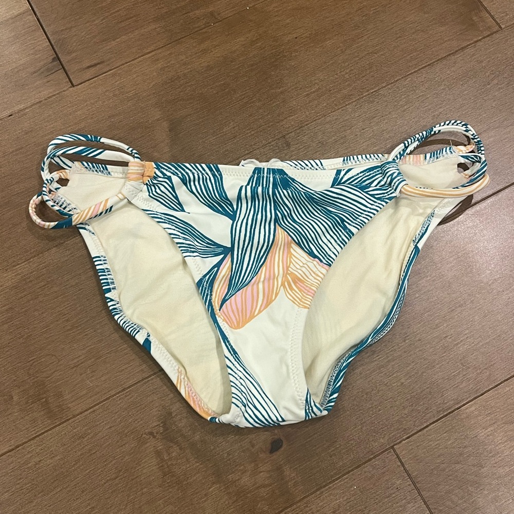 NWT O’Neill Bikini Bottoms Print XS